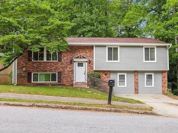 5308 Olde St, Stone Mountain, GA 30088