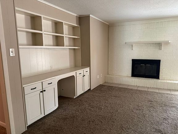 5th image of 1711 Hyacinth Dr