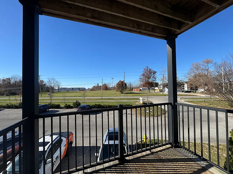Jefferson Pointe — Photo 11