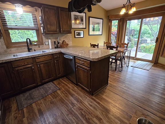 3rd image of 5080 Rum Creek Ct SE