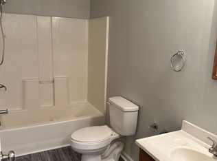 504 Ridgeview Cir #34, Bluff City, TN 37618