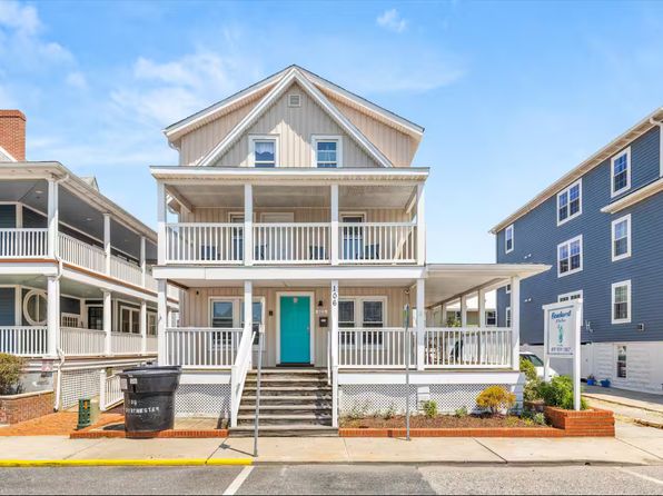 106 Dorchester St #A