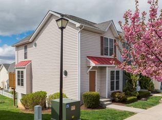 1052 Betsy Ross Ct, Harrisonburg, VA 22802