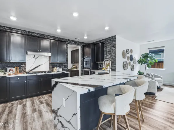 8865 Winter Peace Ct, Reno, NV 89523