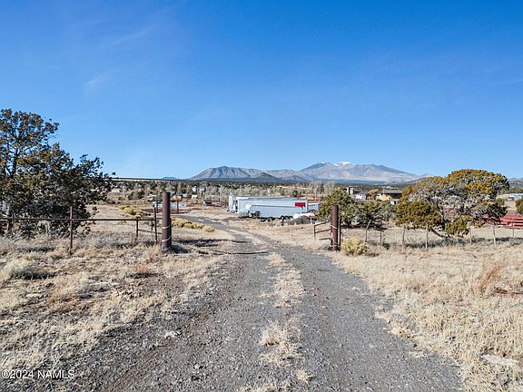5th image of 13170 Stockmens Rd