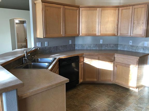 5th image of 2795 N Rough Stone Way