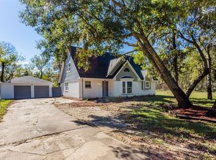 234 Buffalo Trl, Lake Jackson, TX 77566