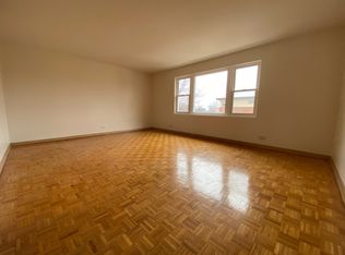 7035 W. Irving Park, Chicago, IL 60634
