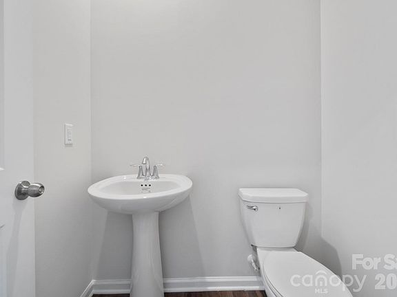 4th image of 12807 Canterbury Castle Dr