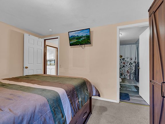 4th image of 174 Copeland Rd