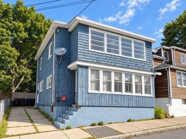 25 Home St, Beverly, MA 01915