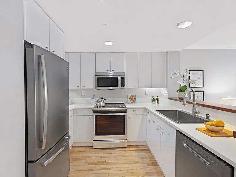 403 Main St #206N — Photo 5