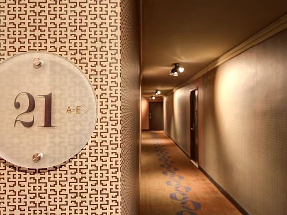2nd image of 10460 Queens Blvd APT 4E
