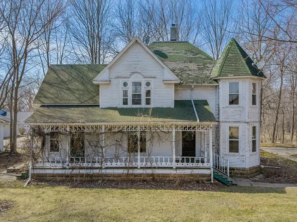115 Lieder St, North Freedom, WI 53951