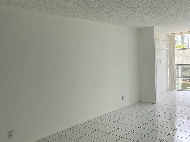 801 Three Island Blvd #306 — Photo 6