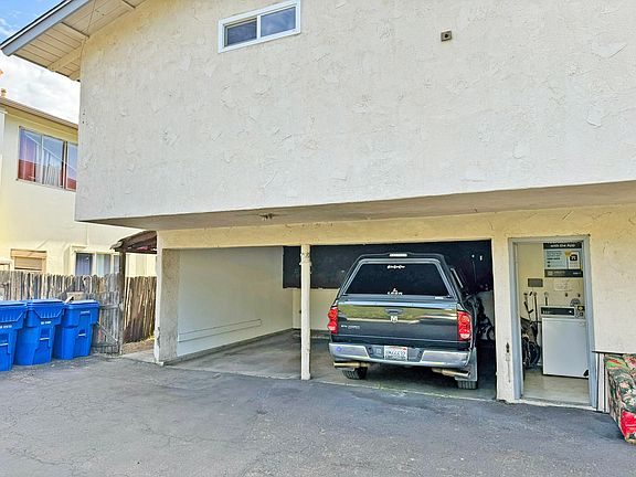 4th image of 117 Magnolia Ave