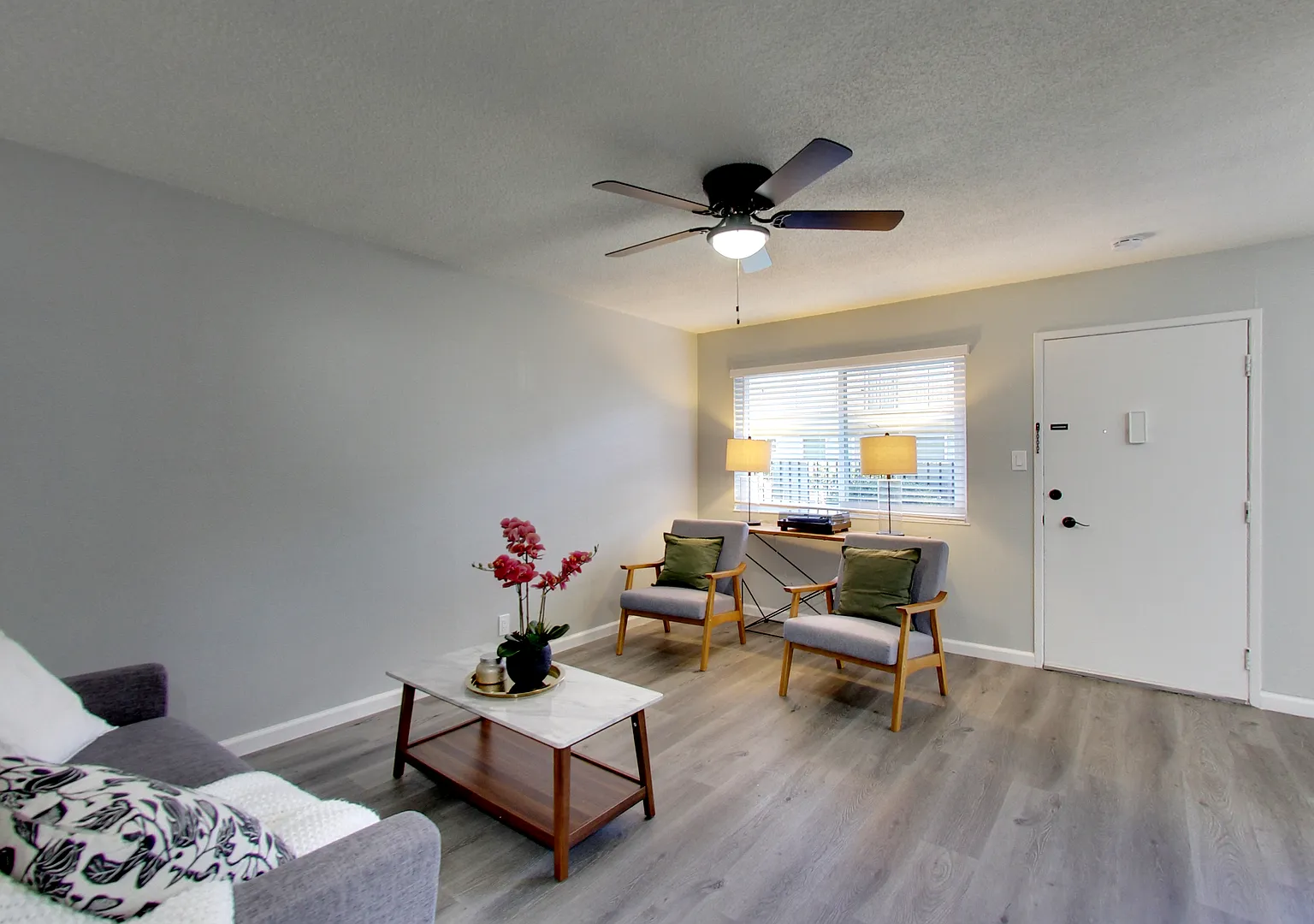 PARKSIDE APARTMENTS — Photo 4
