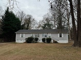 2015 Pineview Dr, Spartanburg, SC 29307