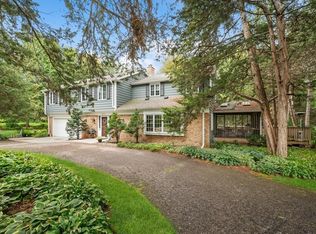 15712 Cedar Ridge Rd, Eden Prairie, MN 55347