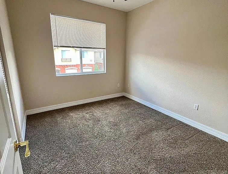 49 SE Sedona Cir #202 — Photo 13