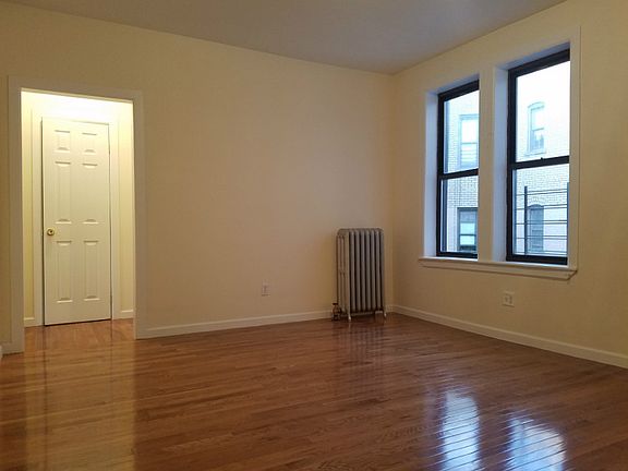 2nd image of 616 Academy St APT 8D
