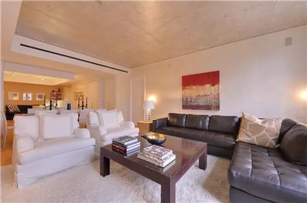 Sold by Isaacs Ganz Real Estate | media 7
