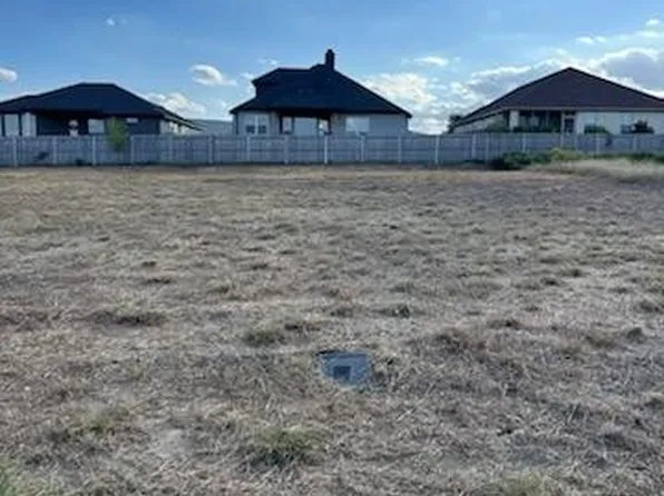 9928 Ridings Dr, Waco, TX 76708