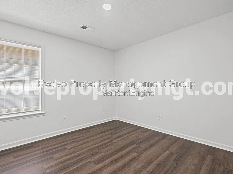 330 Bendigo Dr — Photo 14