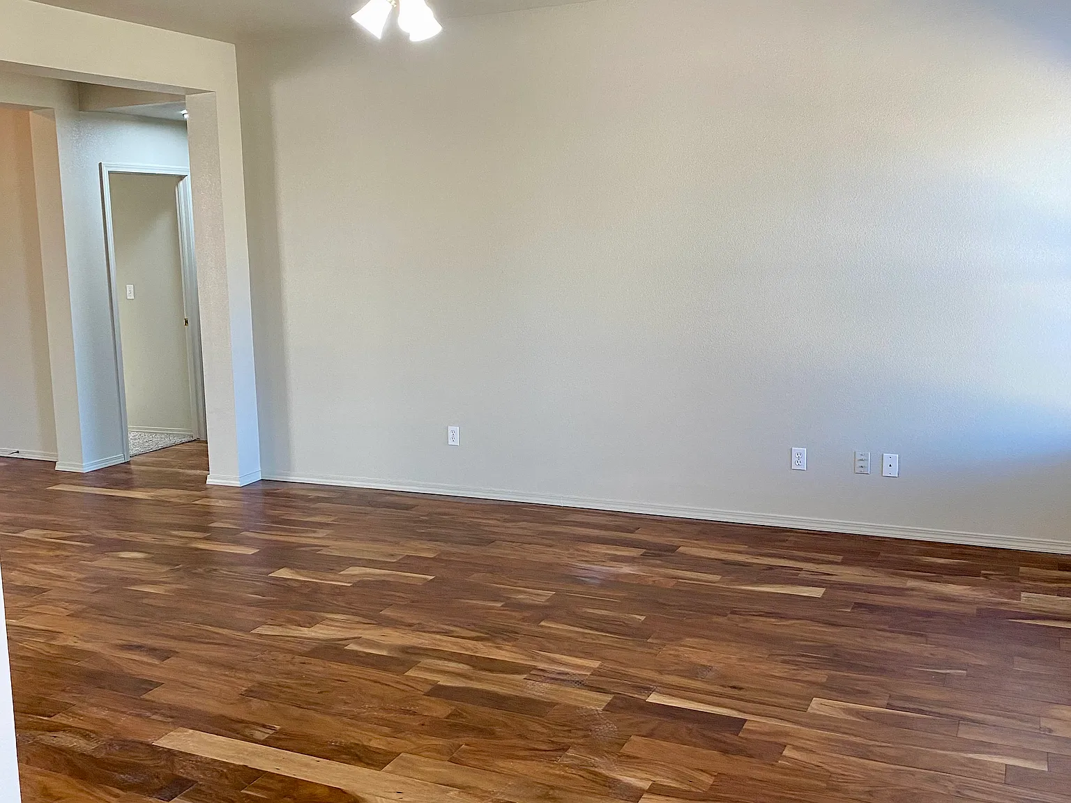 3 bed, 1637 sqft, $1,750 — Photo 4