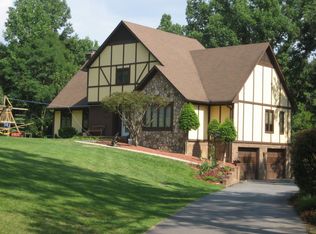 8355 Cheval Ct, Clemmons, NC 27012