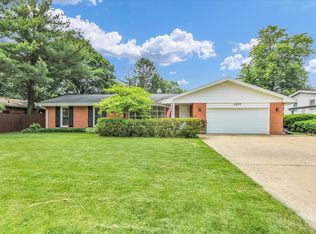 1207 W Kirby Ave, Champaign, IL 61821
