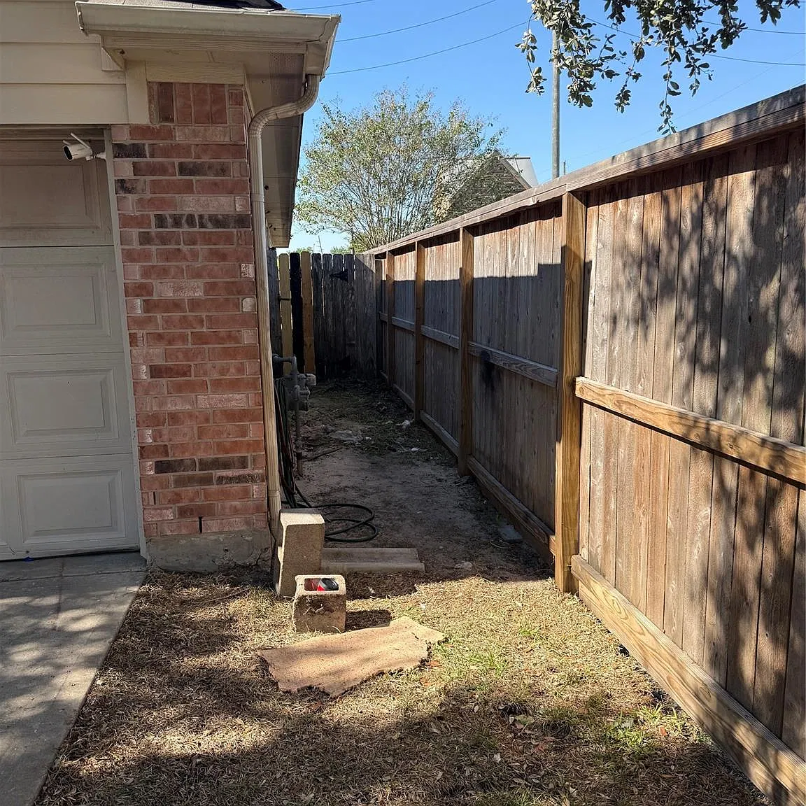 3 bed, 2.0 bath, 1161 sqft, $1,750 — Photo 2