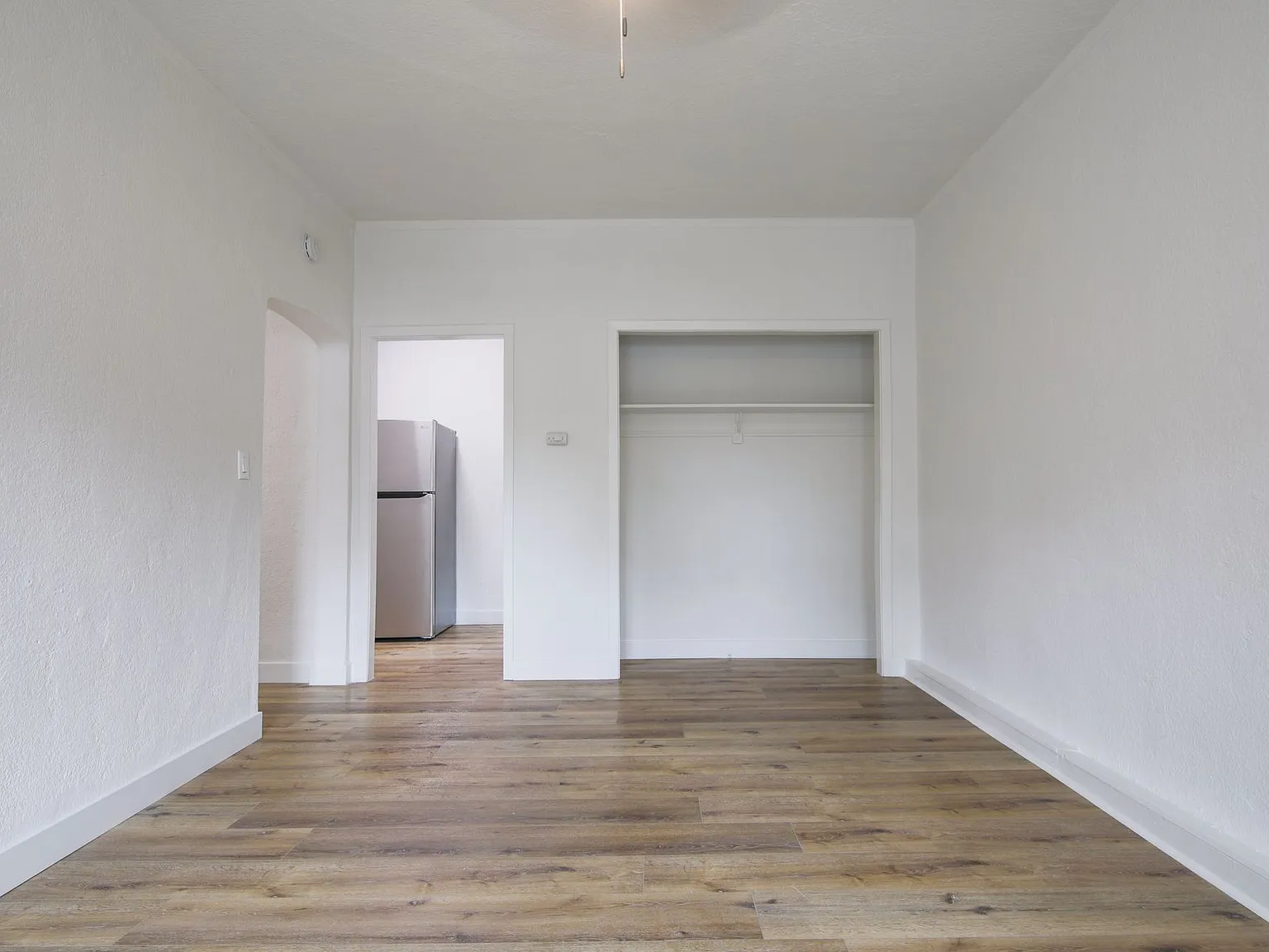 Mariposa Apartments | Classic Apartments in Koreatown — Photo 4