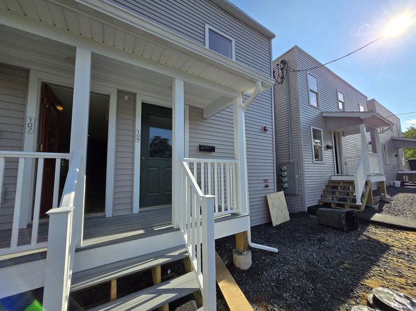 109 2nd St