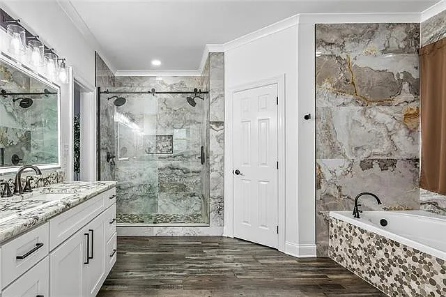 150 Riverbend Dr — Photo 10