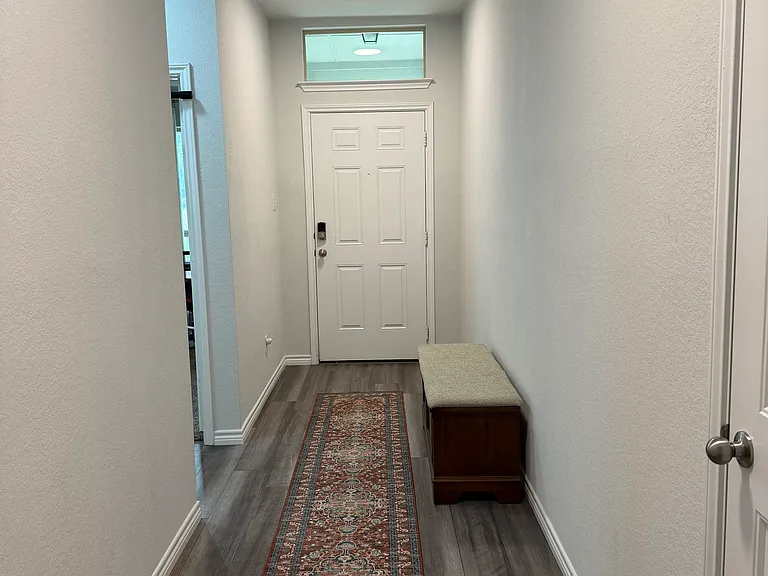 5630 Baffin Ln — Photo 3