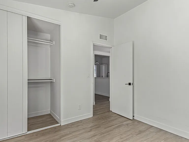 6105 S McKemy St — Photo 50
