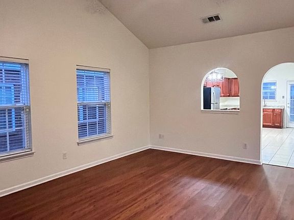3rd image of 1101 Downs Blvd APT 124