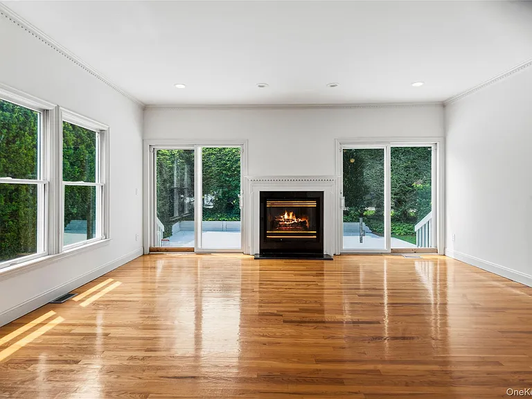 10 Osborne Ln — Photo 14