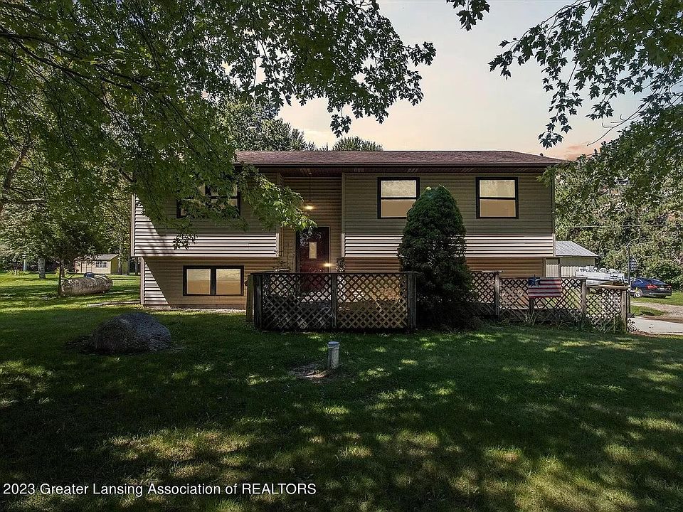 11870 Hunter Rd, Bath, MI 48808 Zillow