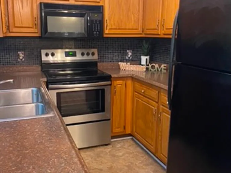 110 Cornett Ln — Photo 2