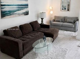 121 NE 34th St Unit 814, Miami, FL 33137