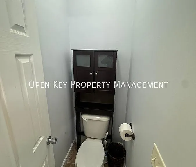 2913 Peachtree Dr — Photo 15