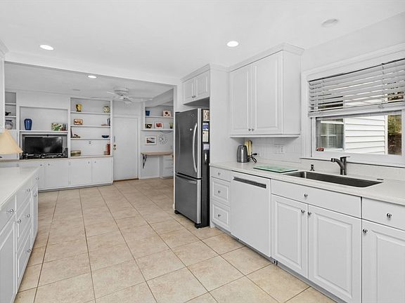 4th image of 116 Winslow Rd