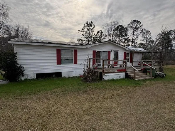 642 Johnson St, Ray City, GA 31645