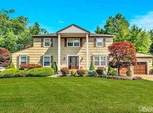 34 Independence Dr, East Brunswick, NJ 08816