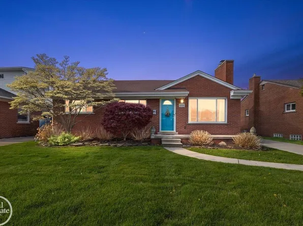 21720 Chalon St, Saint Clair Shores, MI 48080