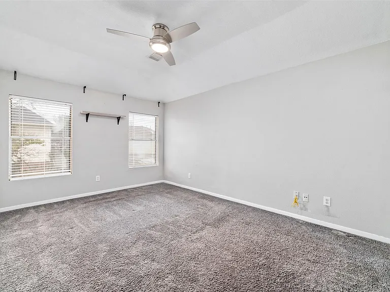10810 Meadow Walk Ln — Photo 16