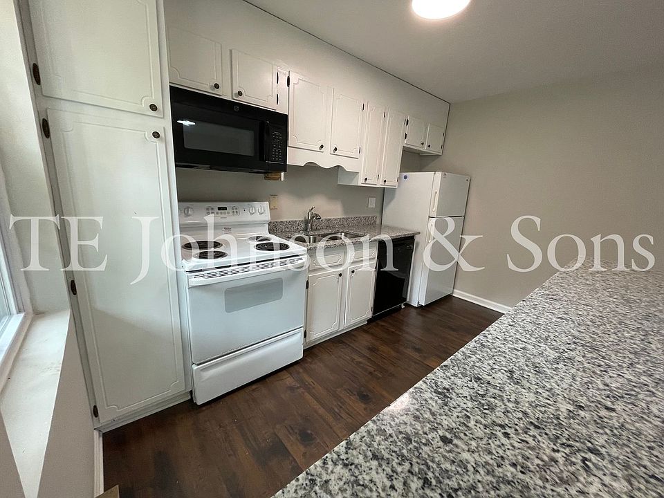1st image of 2813 White Meadow Ln APT A