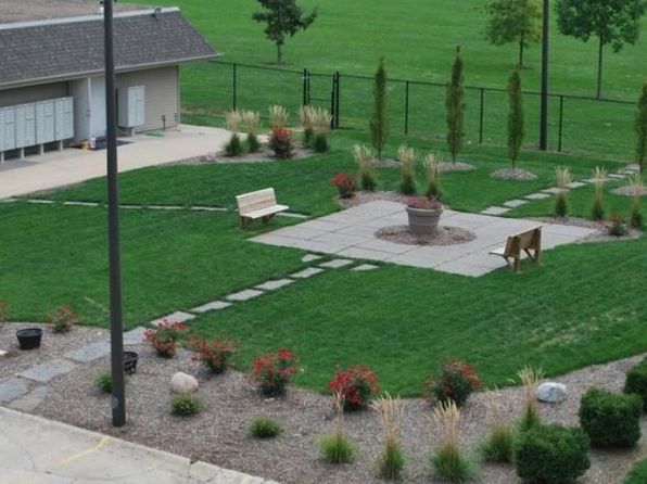 Parkside Apartments | 1205 E Florida Ave, Urbana, IL
